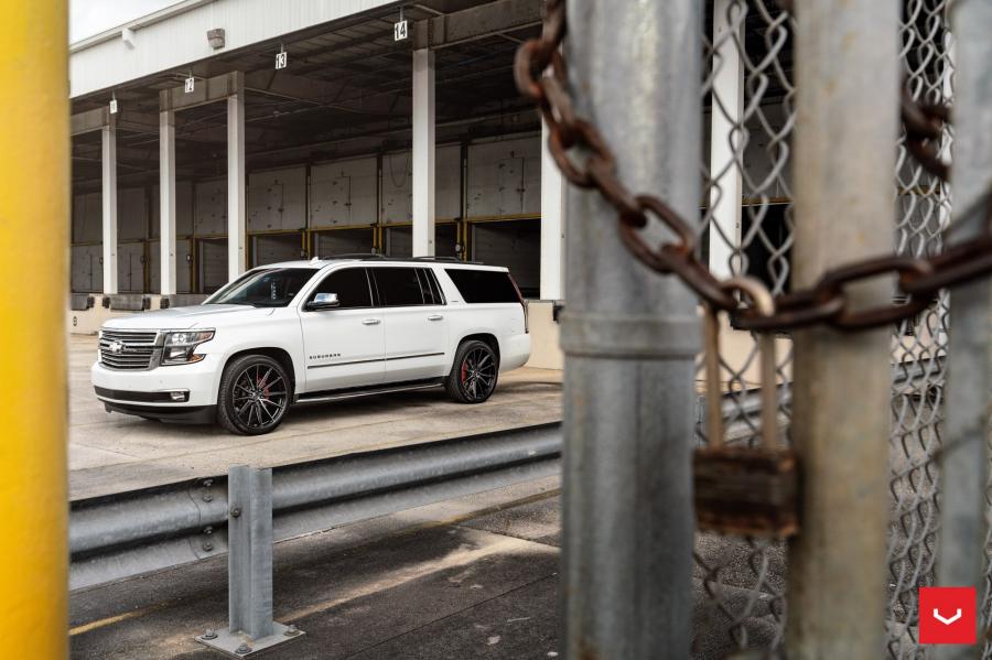  Chevrolet Suburban LTZ on Vossen Wheels (HF6-1) 2019 года  (фото 6 из 12)